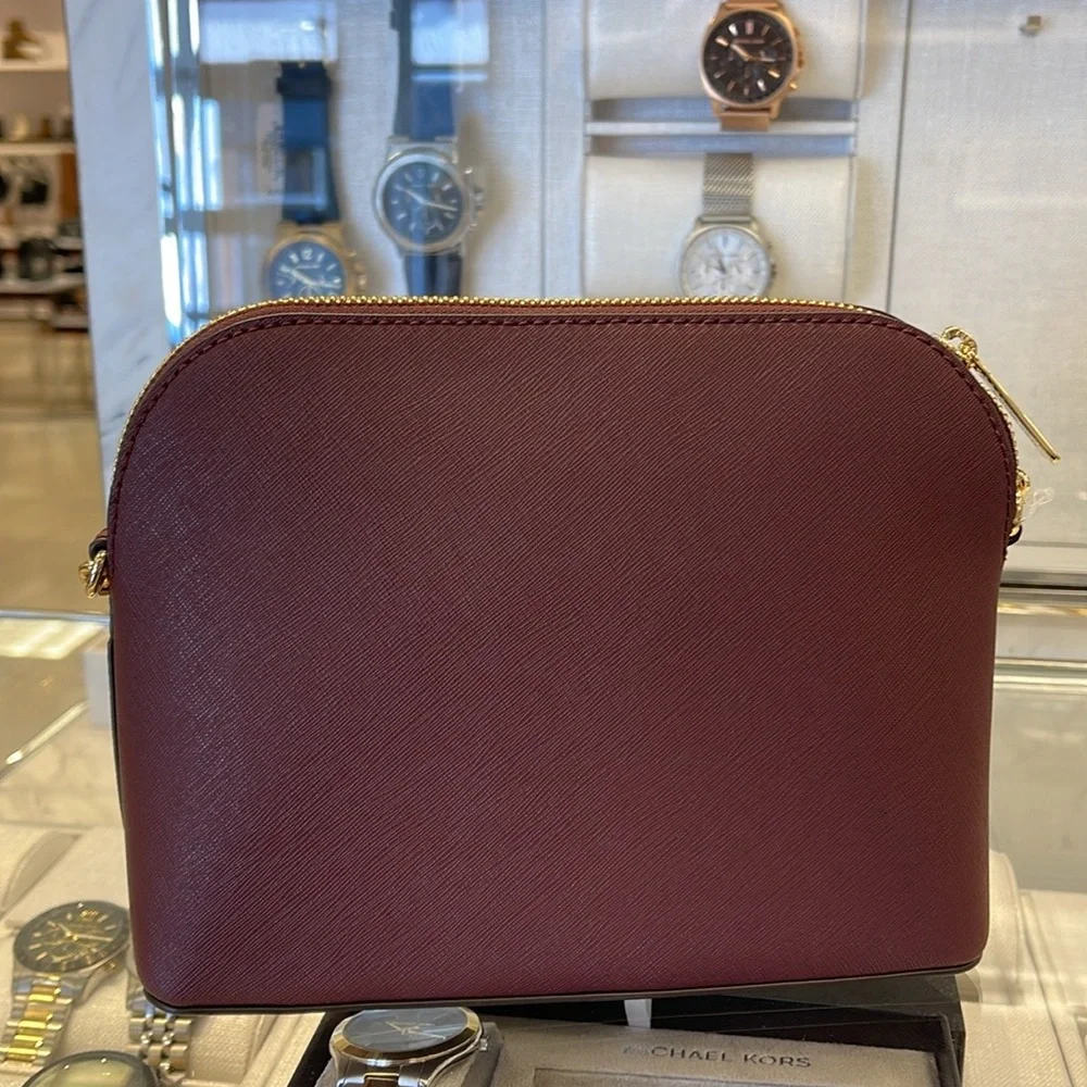 MICHAEL KORS
Jet Set Travel Medium Dome Crossbody Bag
Oxblood 
NWT - Picture 7 of 16